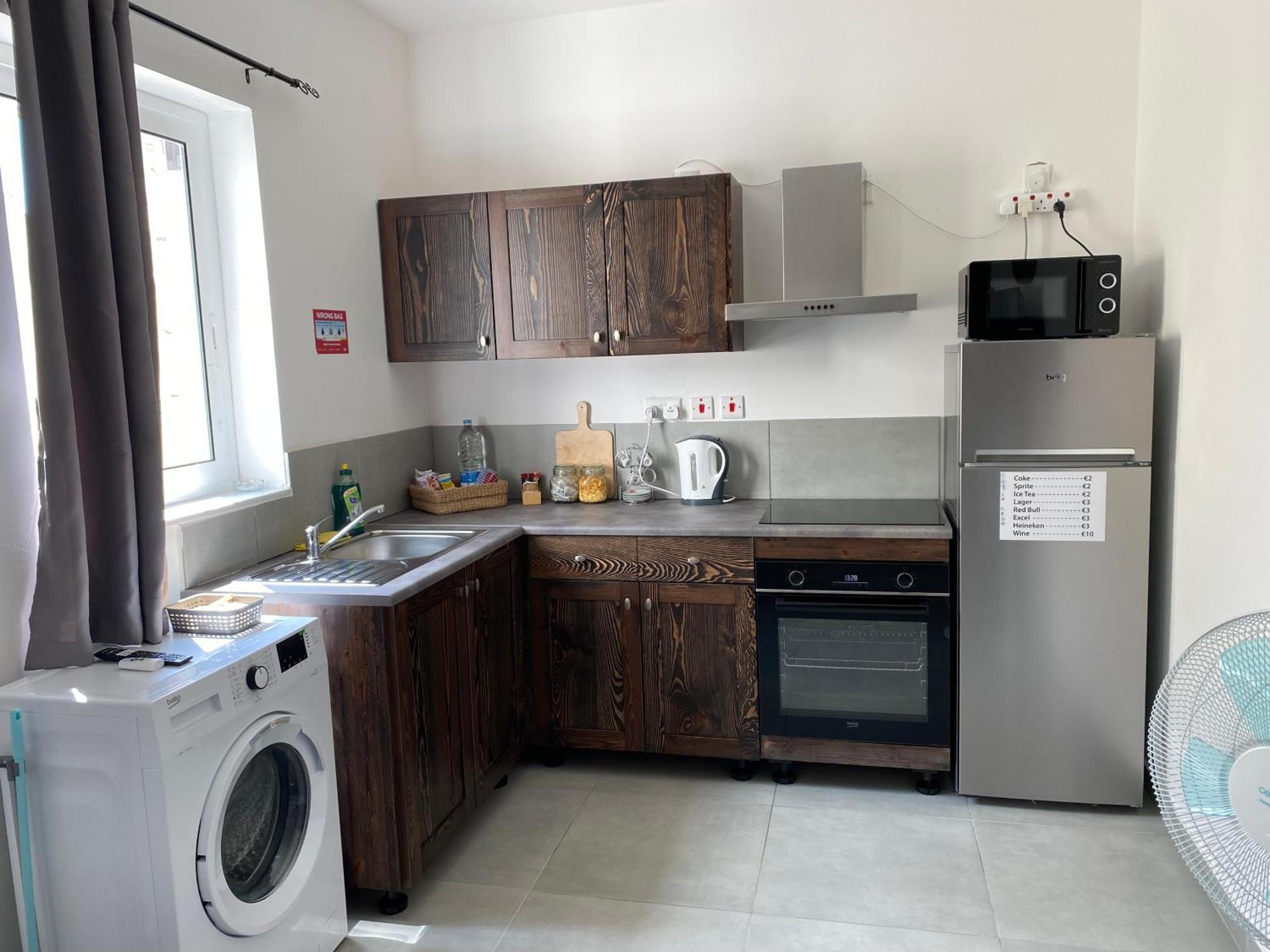 St Gaetans Studio Apartment 6A Hamrun ภายนอก รูปภาพ