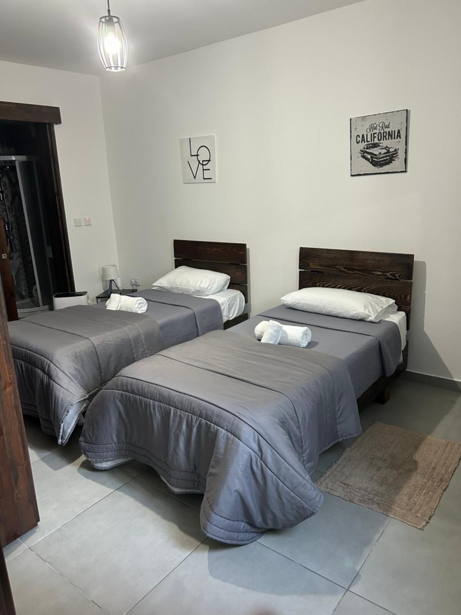 St Gaetans Studio Apartment 6A Hamrun ภายนอก รูปภาพ